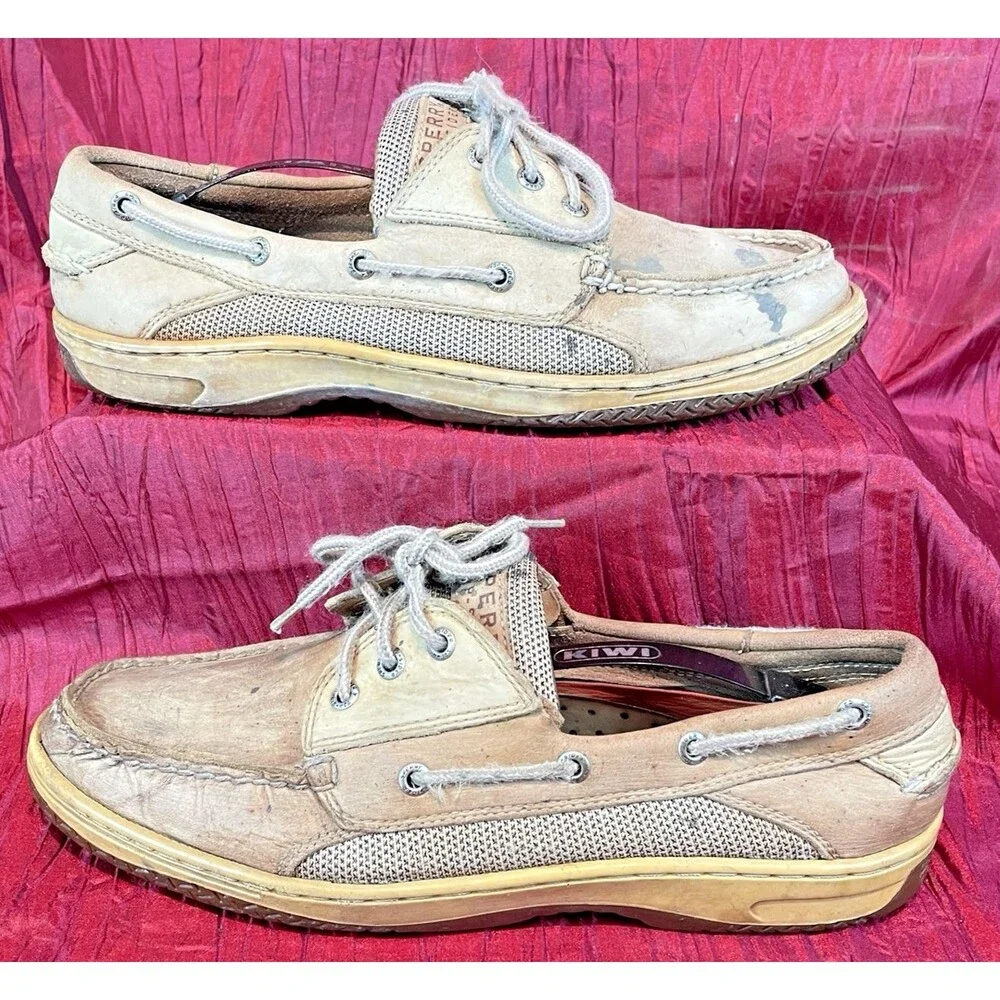 Sperry mens top